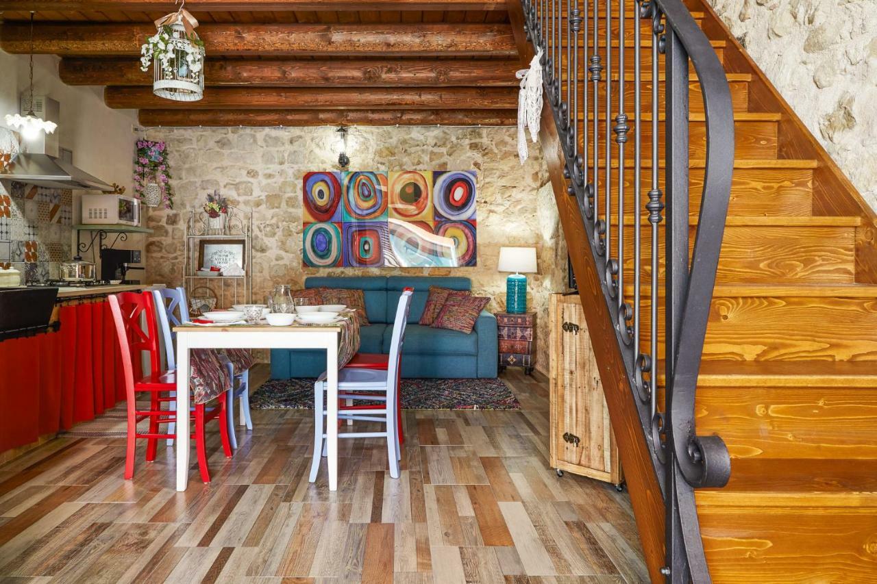 Les Petites Maisons D'Elise Scicli Ngoại thất bức ảnh